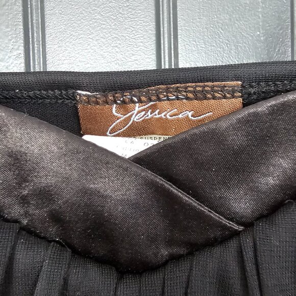 Dress with spaghetti straps - Picture 5 of 5